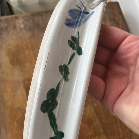 Howard 96010 Handmade White w. Blue Flowers Covered Round Deep Ceramic Dish - Picture 14 of 17